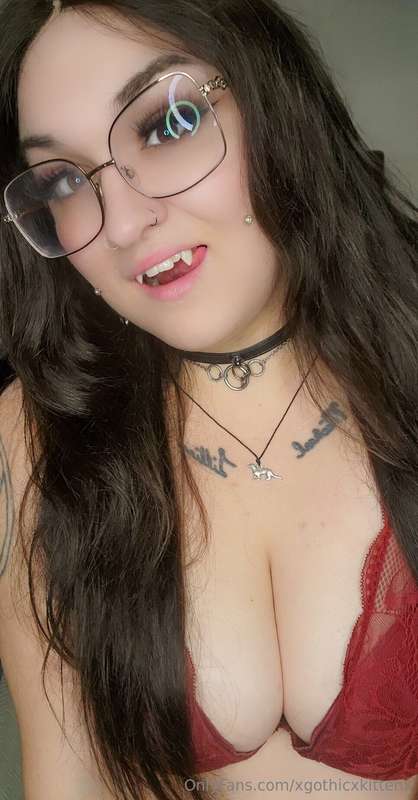 Happy Halloween my spooky babes 👻 🎃