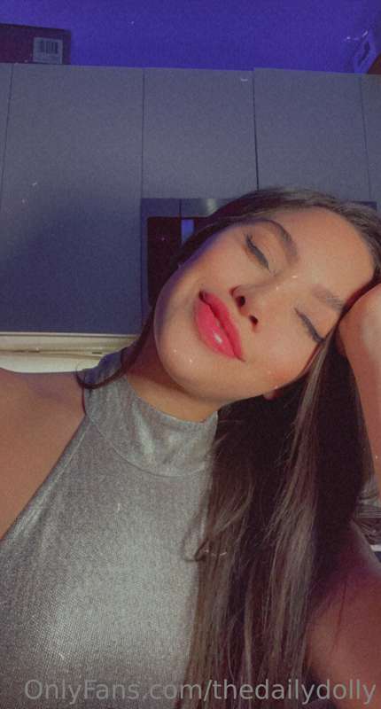 Who’s up ?✨🥰
Let’s chat 💬 📲