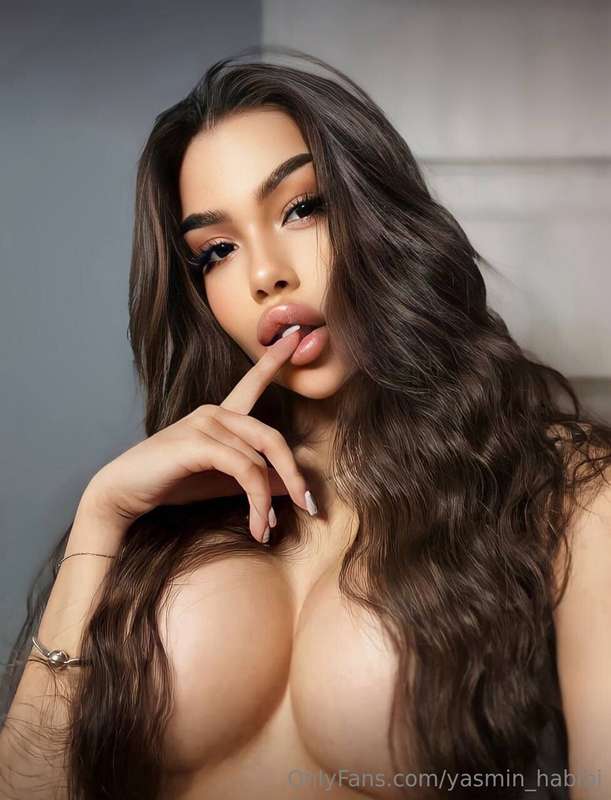 *LIVE SEXTING*
Cutie 😇@sweetlolaxx 🟢ONLINE now🟢
You won't re..