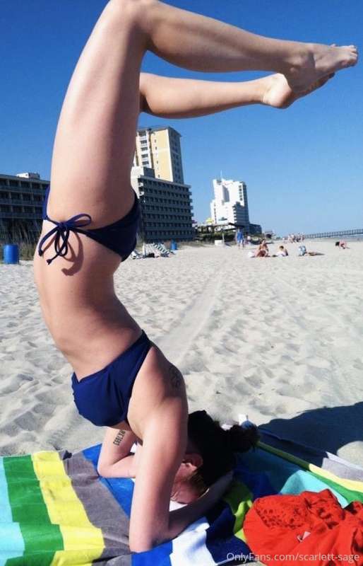 I miss summer... and daily yoga 😭