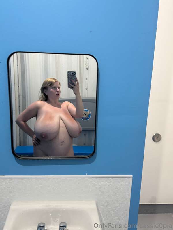I know it’s not real camping if there’s showers but I was so.. 2