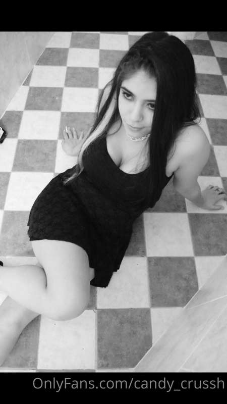 Hi baby! Do you like my tits?