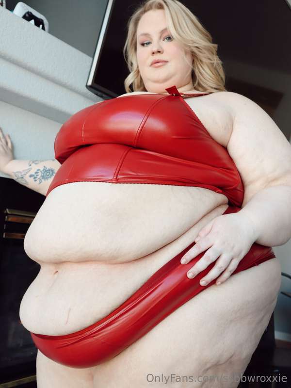 🍒Large Lady in Red🍒 part2!! 5