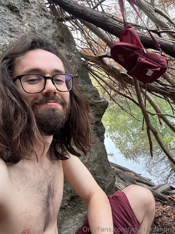 wild man in his natural habitat and ready for action 😈 4