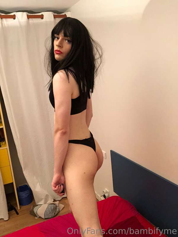 I'm trying to be more of a lewd bitch in my everyday life to.. 2