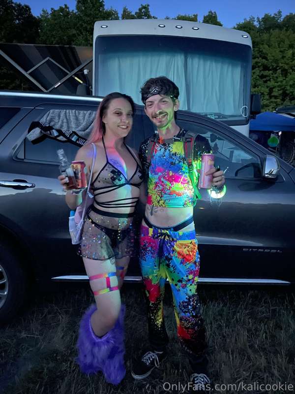 🏕️Take us back to the festivals! 🌳 🎶With music 🎵 ❤️ Love 💕  ..