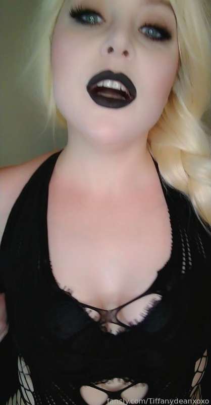 Tiffanydeanxoxo - Fansly - 17 Jun, 2022 25