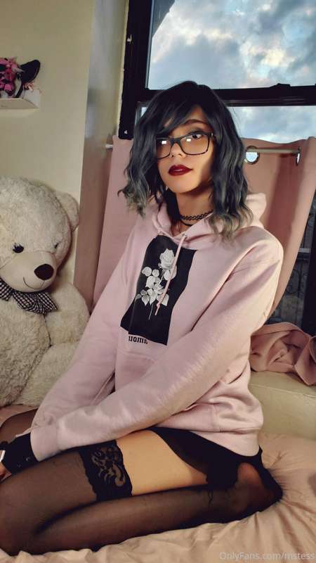 Here's a little set for you all💖  was feelin myself today :3