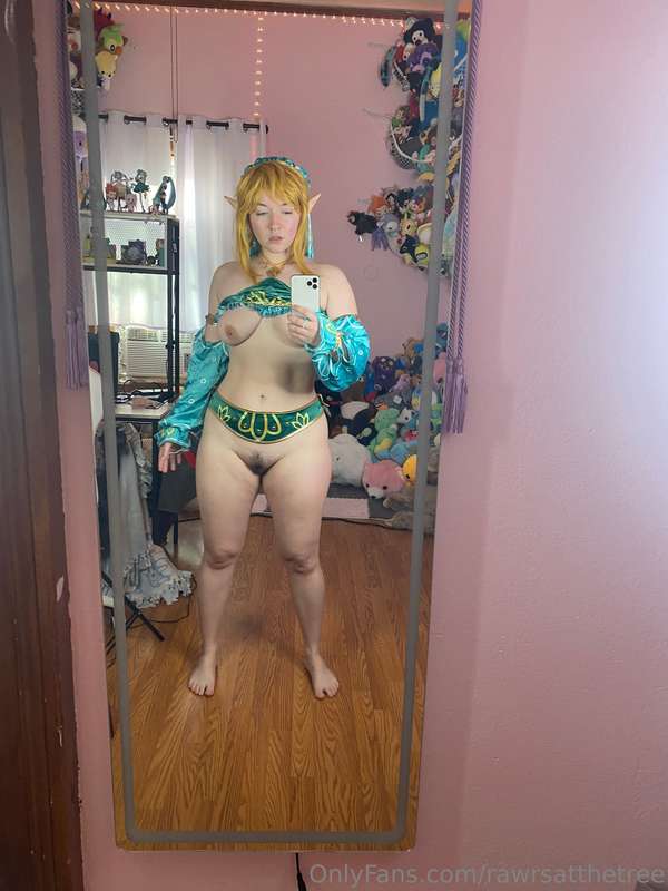 Rawrsatthetree - Onlyfans - 18 Dec, 2024 1