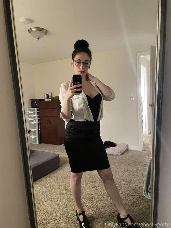 How can I help you?😜 1