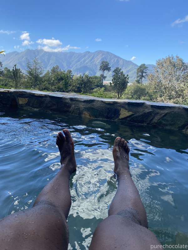 🦶🏾