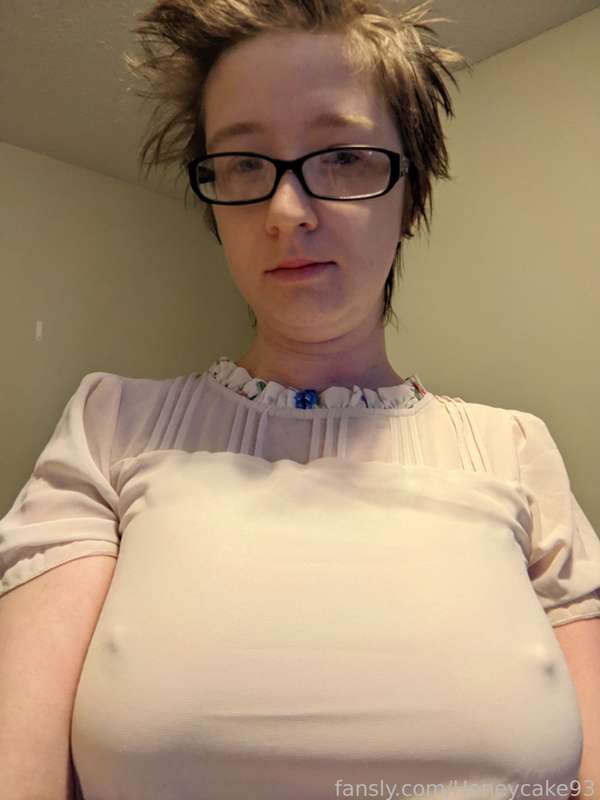 Honeycake93 - Fansly - 23 Mar, 2023