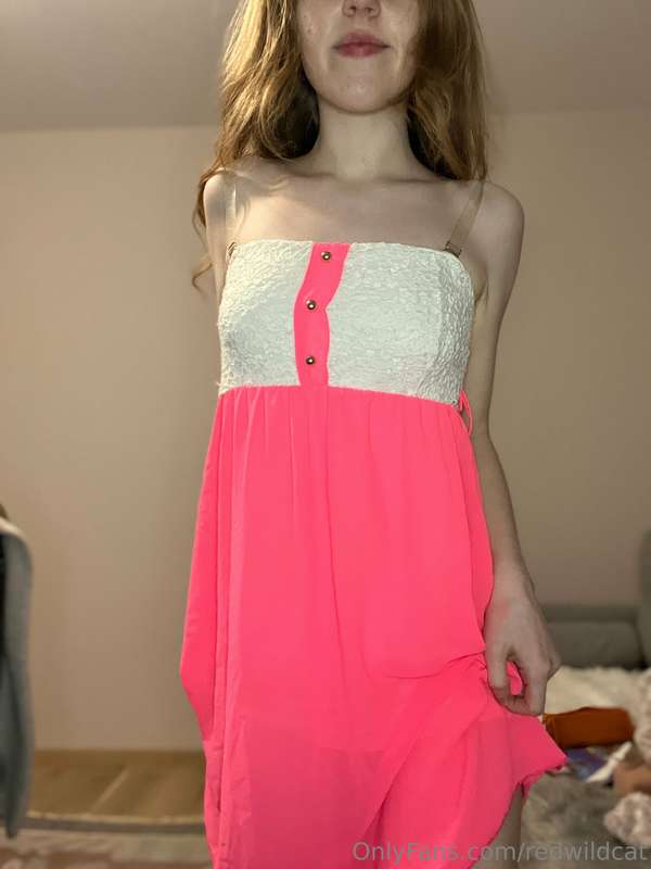 I found some faceless photos on my phone so I'm adding ^^ 6