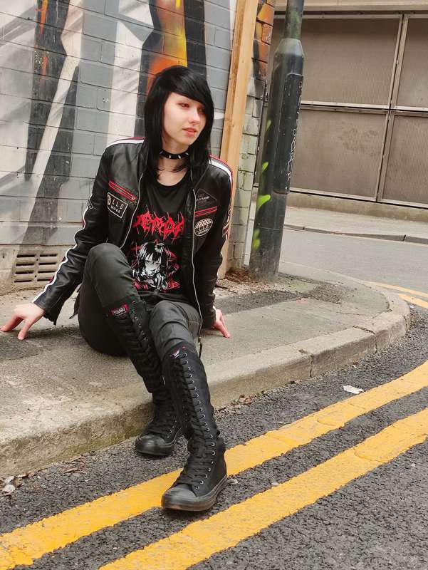 Do you like my new outfit? If you saw me on the street, you'.. 4