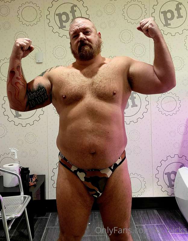 Camo jock for arm day 8
