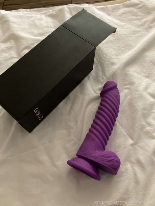 Vote for which toy i should use i tonight’s live stream 💦💦