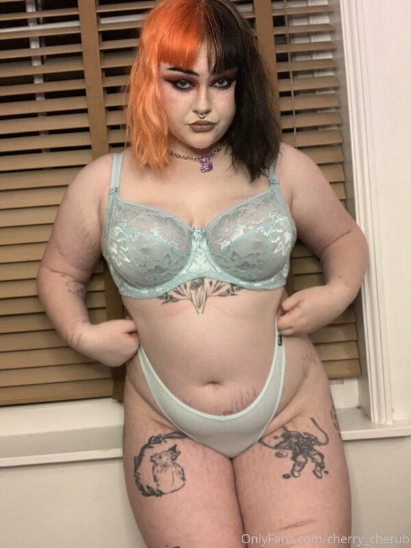 Always need a cute lingerie set ? 2