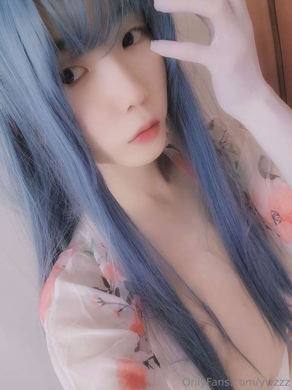 It was so hot that I took off my clothes and went to sleep, .. 22