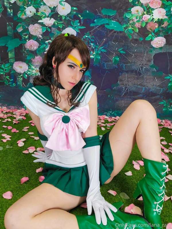 Upcoming Sailor jupiter photos!