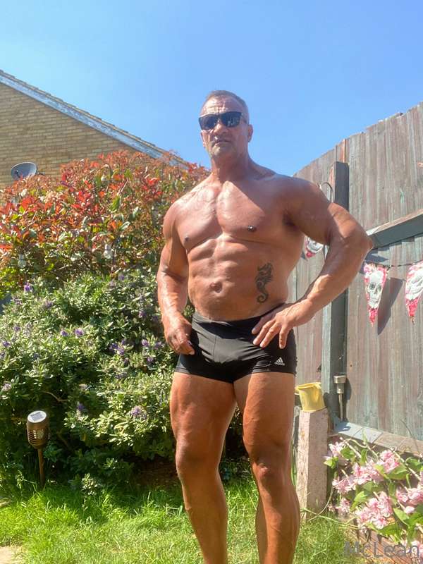 Love these little trunks, they don’t leave much to the imagi..