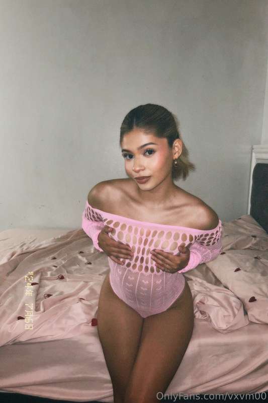 missing me? dm me then 💋