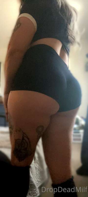 can you pull my hair and call me a good girl? 1