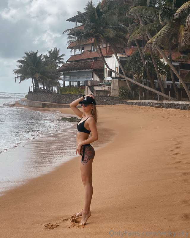 Girl from paradise 🏝️