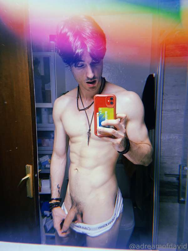 How low do you like it? 😏 (Swipe to reveal...) 2
