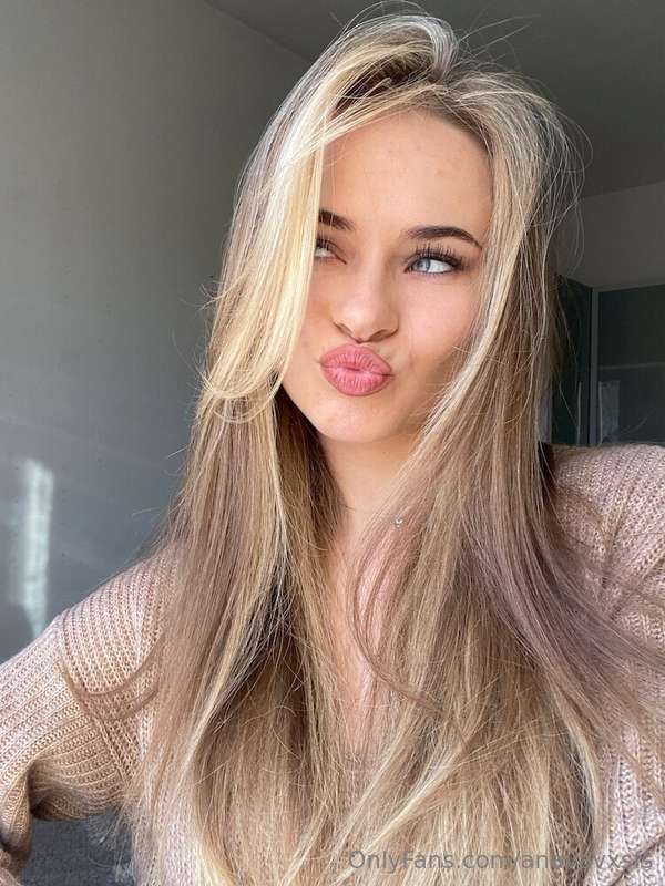 Hey there! ☀️ I’m Zoe @tiny.zoe, and I love the sense of fre..