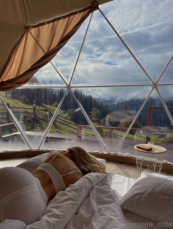 Imagine you wake up and see this 💘 Tell me honestly, would y..