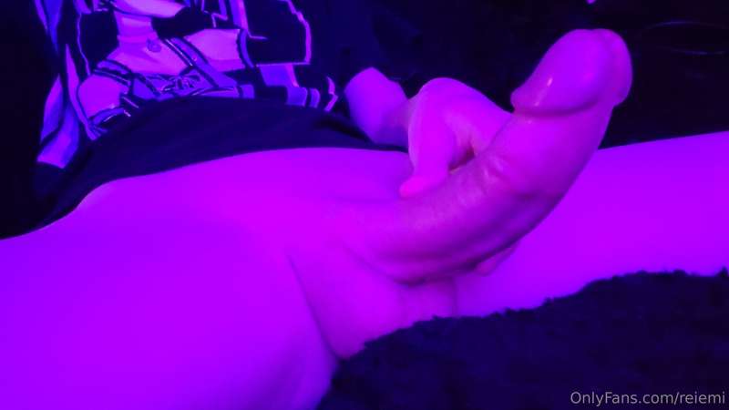some lazy pp pics in bed cause i got a lil cold but im okay .. 4