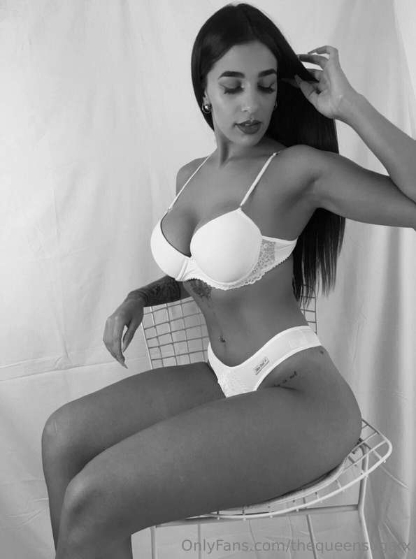 She is art 🔥