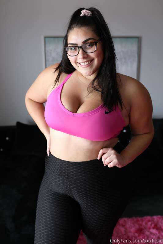 PHOTOSET: stripping down and showing you my ass, pussy, tits..
