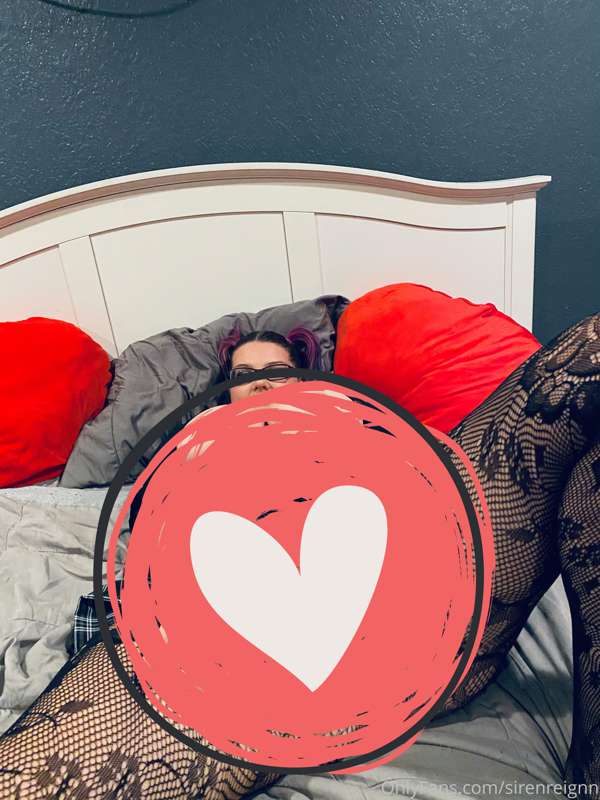 Wanna see them uncensored?!?! I know you do !! leave a tip (.. 1