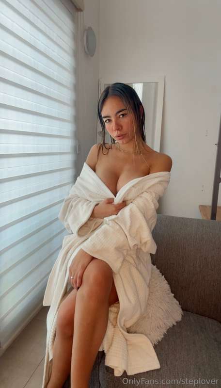 White🤍 2
