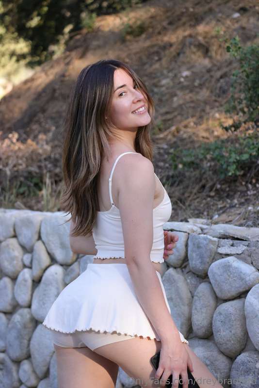 I'm going LIVE on Cam Soda Christmas Eve 12/24 @ 8pm PST (11.. 8