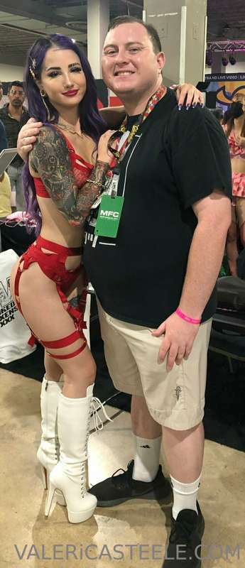 throwback to exotica !! + some pics of me with some lovely p.. 10