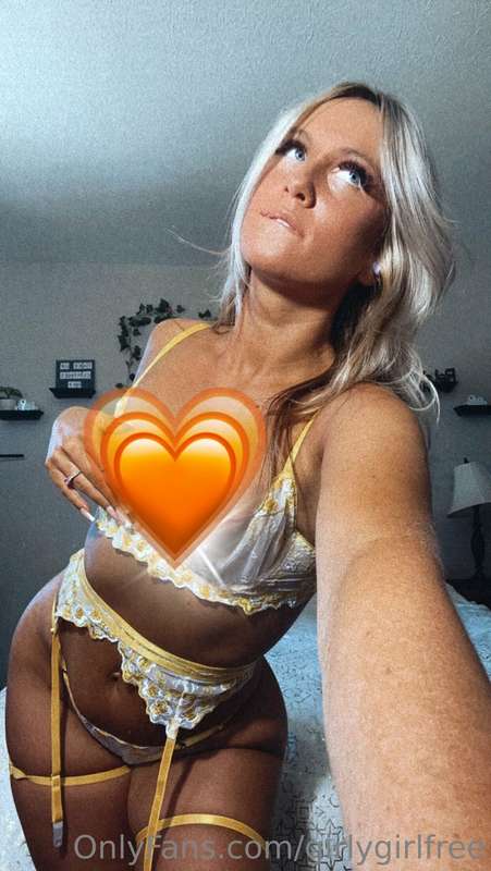 Boobie pics 💕😍