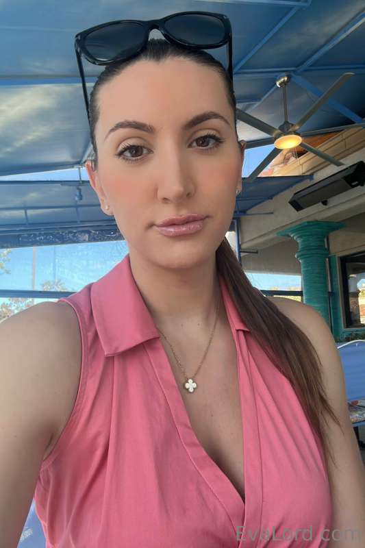 Dinner: Italian, Dessert: girl cock 😌