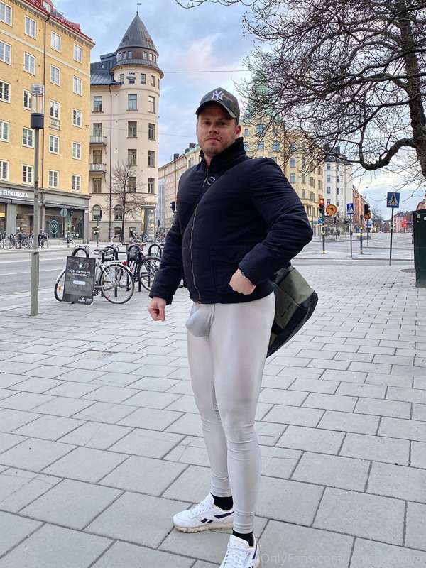 On my way to work. I'm working all weekend, but it will also.. 1