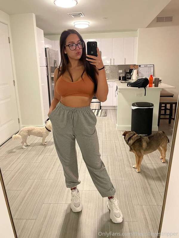 fit checkkk ✔️check ur messages babe, I think you're gonna l..
