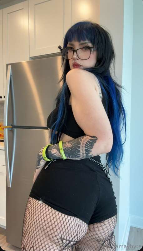 Emmamaybyte - Onlyfans - 01 May, 2025 1