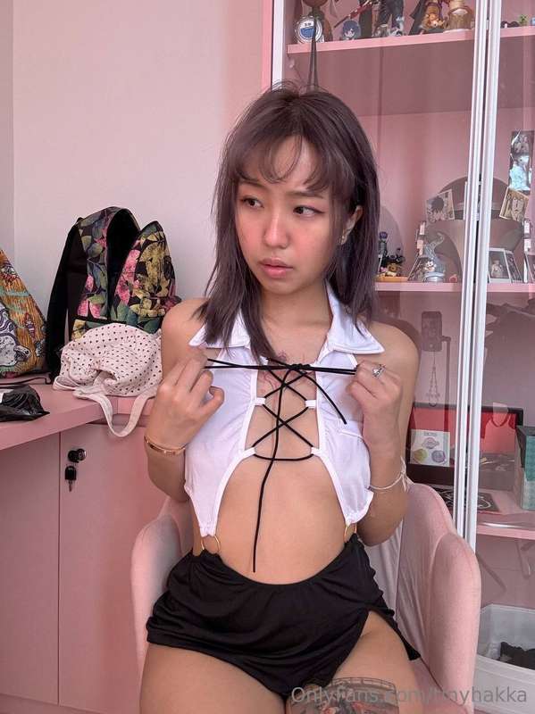 i wanna femdom! i love femdom >o< i like doing femdom and i ..