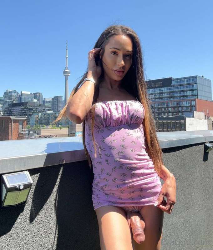 My friend Rae is a top w/ a thick cock 😈FREE now w/ this lin.. 2