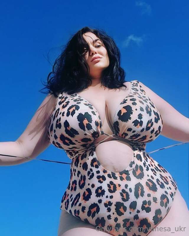 Cuming right at you 😼