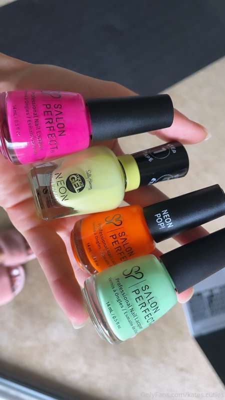 Got some new spring colors! Which should I try first??☺️