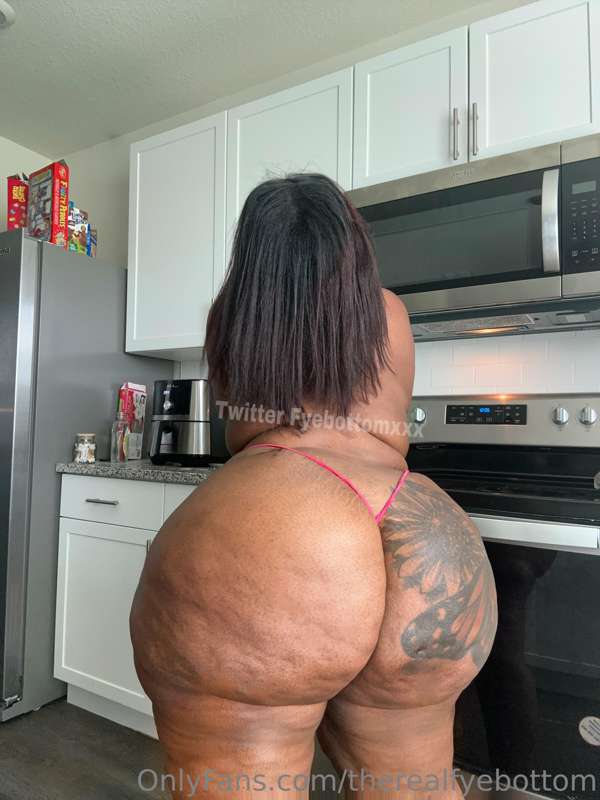 Therealfyebottom - Onlyfans - 17 May, 2023