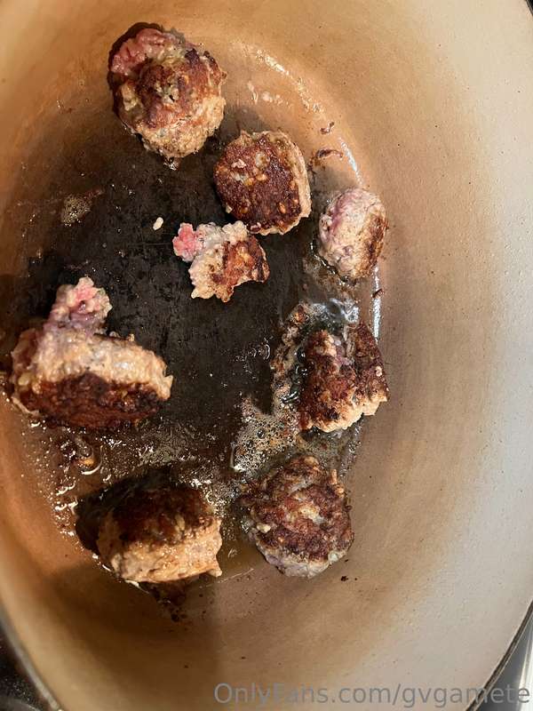 Making meatballs