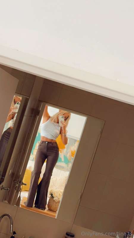 Oh, these gorgeous legs of mine, driving everyone crazy. An ..