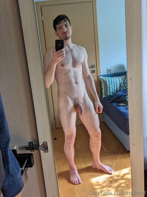 Leg day + natural light 😍
